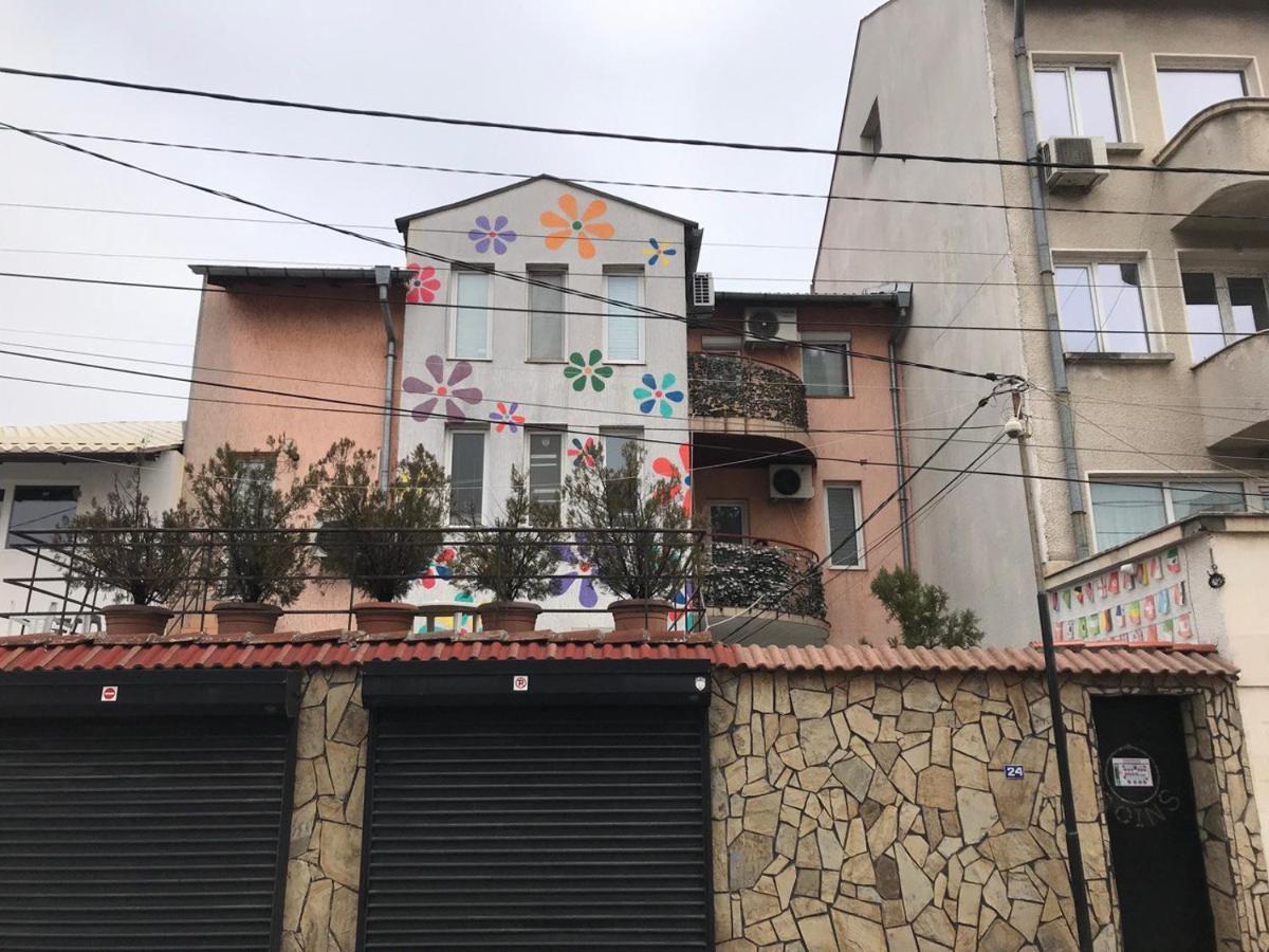 10 Coins Hostel & Tours Σόφια Εξωτερικό φωτογραφία