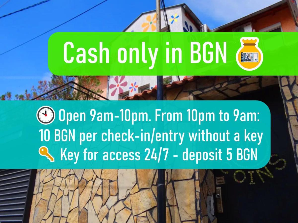 10 Coins Hostel & Tours Σόφια Εξωτερικό φωτογραφία