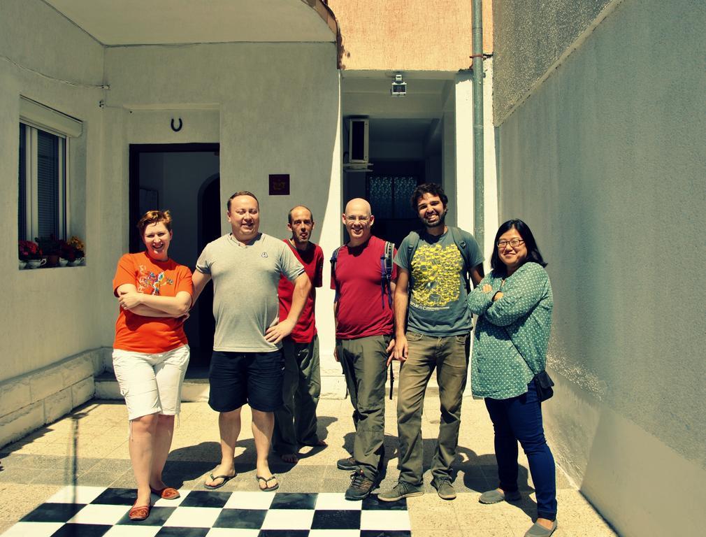 10 Coins Hostel & Tours Σόφια Εξωτερικό φωτογραφία